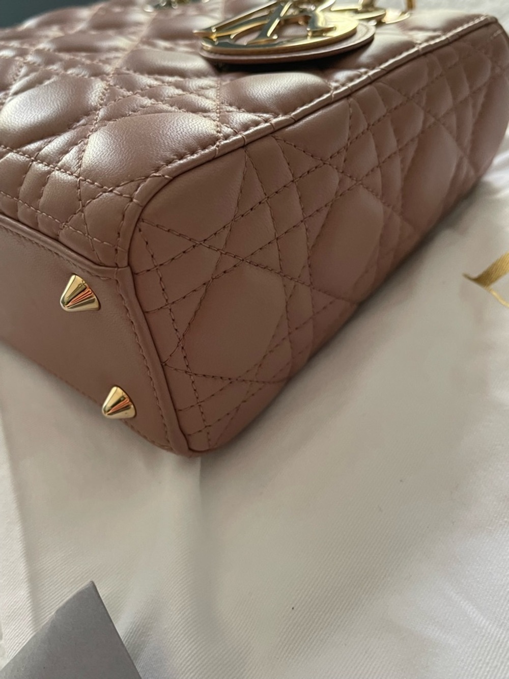 Dior abc Lady Dior Fard small Quilted Leather Top-Handle Bag - Picture 5 of 16